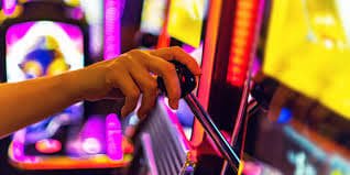 h129m Slots PG Soft Mahjong Ways Free Spins Jackpot ဆုကြီးနှင့် ကစားနေမှု